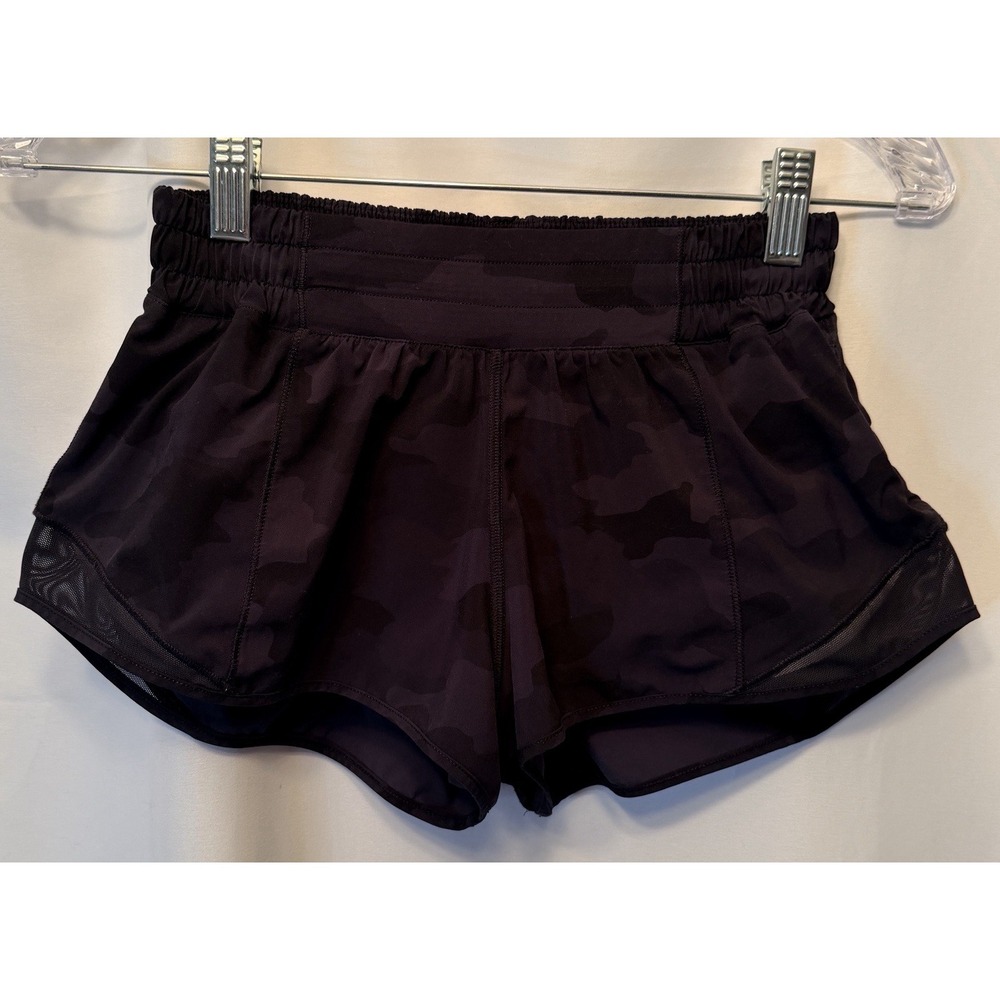 Lululemon Size 4 Hotty Hot Women's Shorts Black Camo Briefs Liner Drawstring